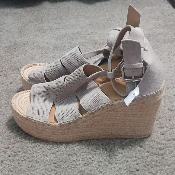 Marc Fisher Mladore Perforated Leather Espadrille Wedge Sandals Size 11 NWT - Picture 3 of 10